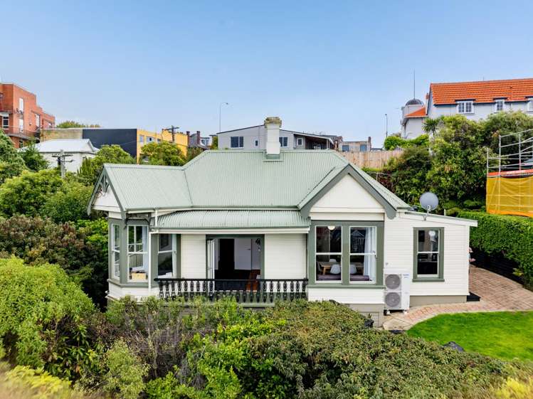 3 Strathmore Crescent Roslyn_41