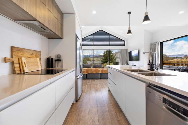 3A Rannoch Drive Jacks Point_9