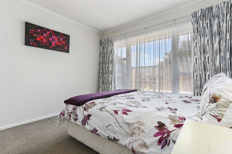 84 Commissariat Road Mount Wellington_7