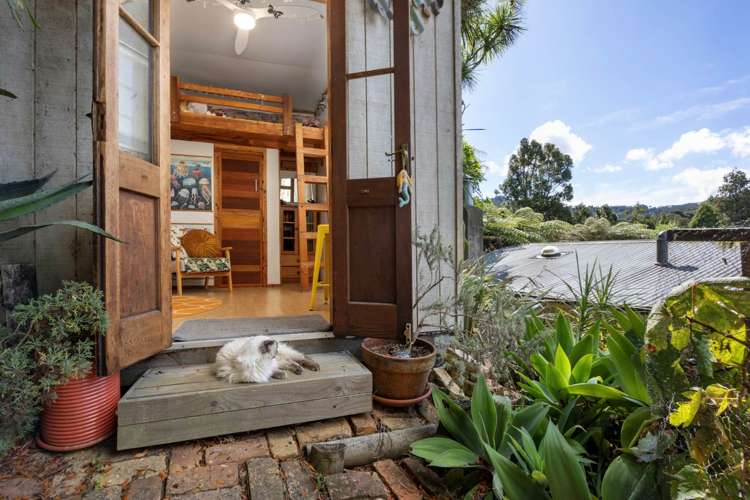 53 Sylvan Valley Avenue Titirangi_16