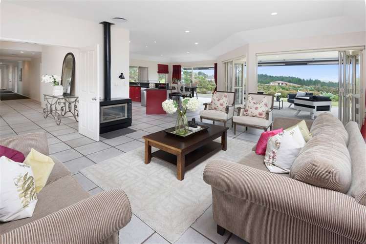 660 Redoubt Road Flat Bush_6