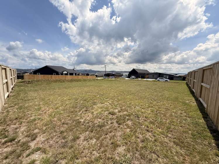 14 Makomako Crescent Wharewaka_4