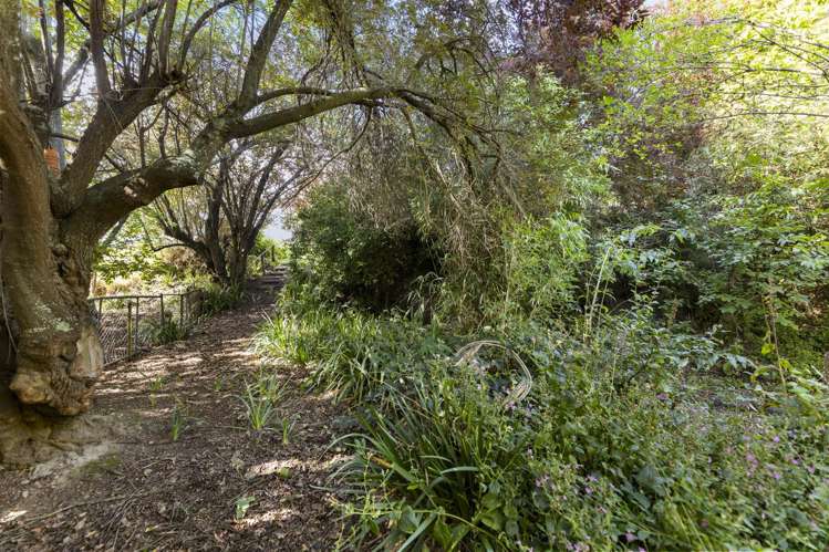 874 Palmerston-Dunback Road Inch Valley_19