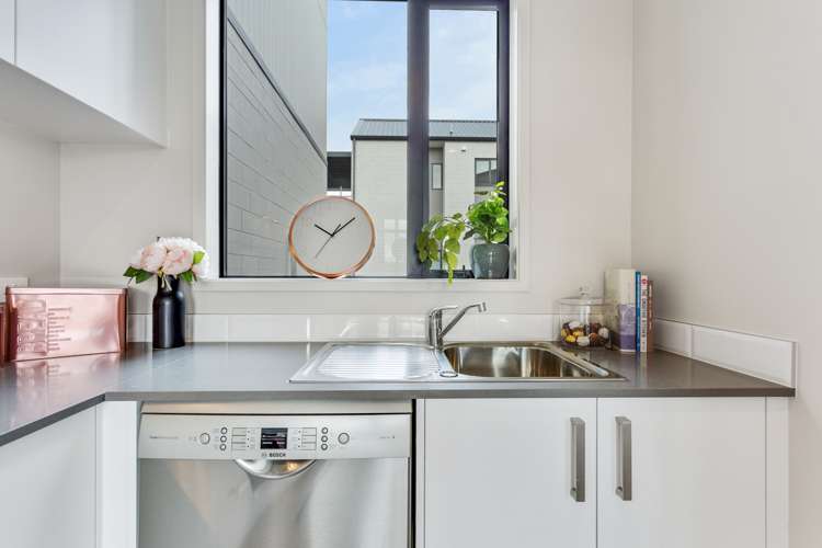 15 Glidepath Road Hobsonville_8