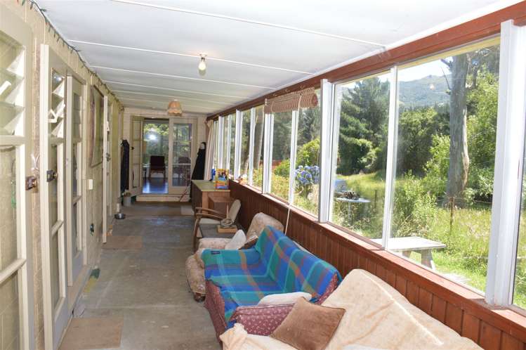 38 Warnerville Road Wainui_10