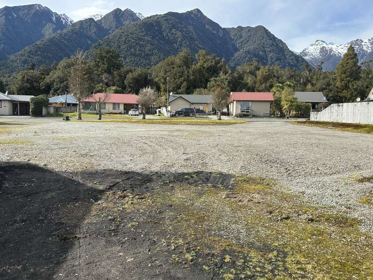 30 Pekanga Drive Fox Glacier_1