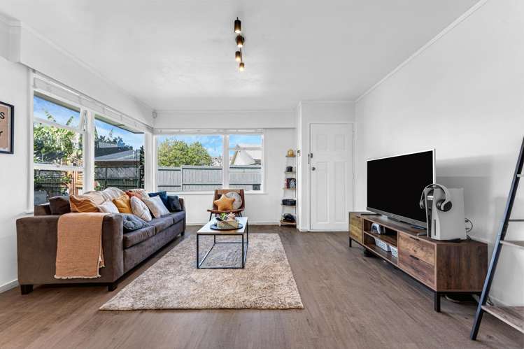 1/14 Stanniland Street Sunnyhills_1