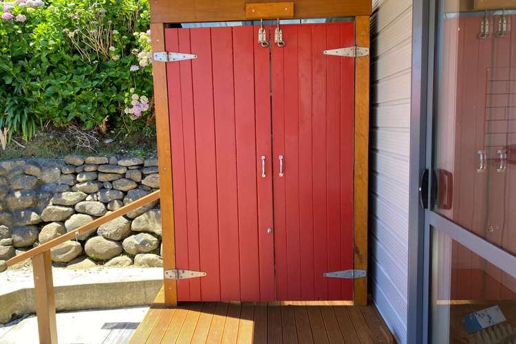 905 Sealey Street Thames_10