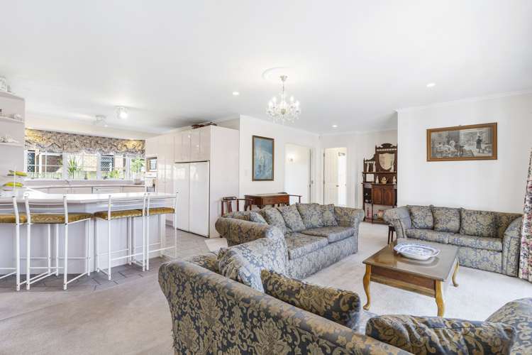 6 Len Garlick Place Pahurehure_16