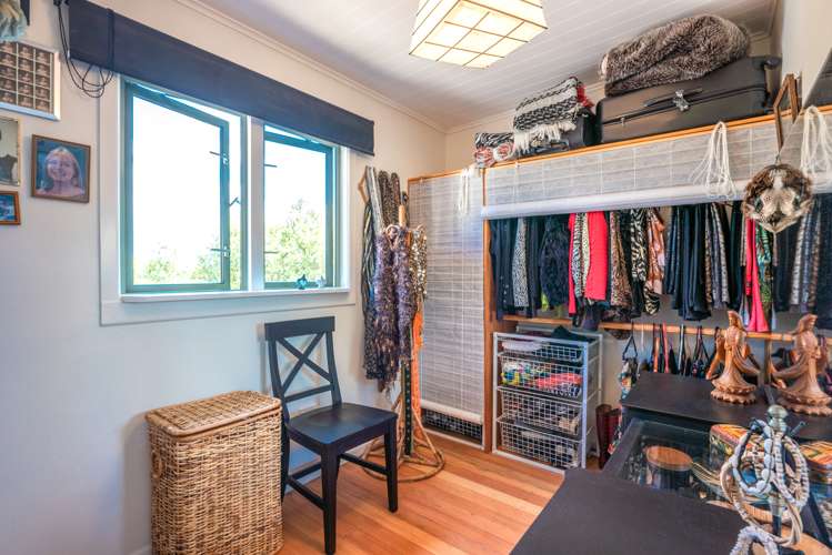 78 Queens Drive Oneroa_22