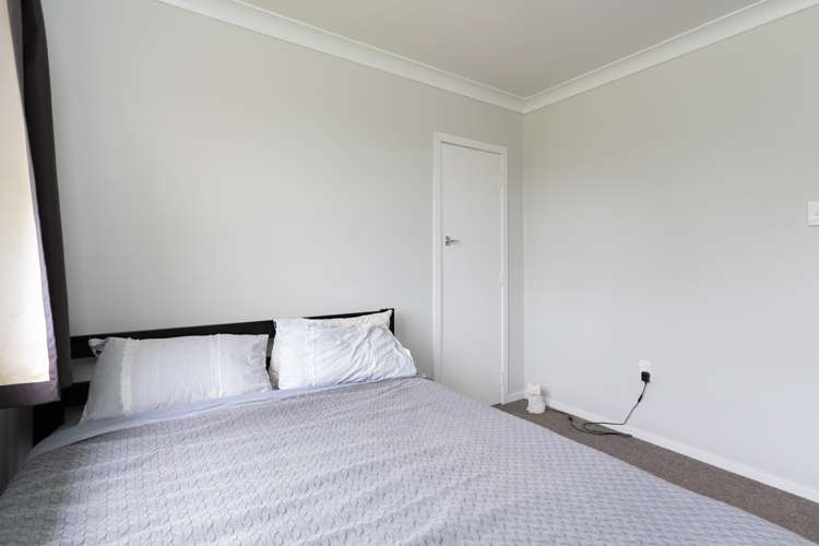2 Croxley Place Terrace End_8