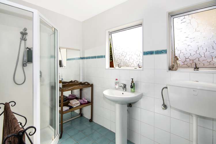 55 Eighty Eight Valley Road Wakefield_17