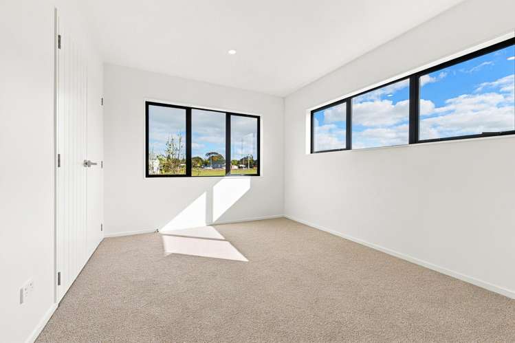 2 Falcon Crescent Hobsonville_36