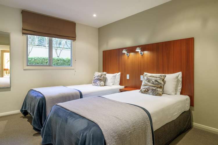 Unit 102, 5 Lakeside Road Wanaka_11