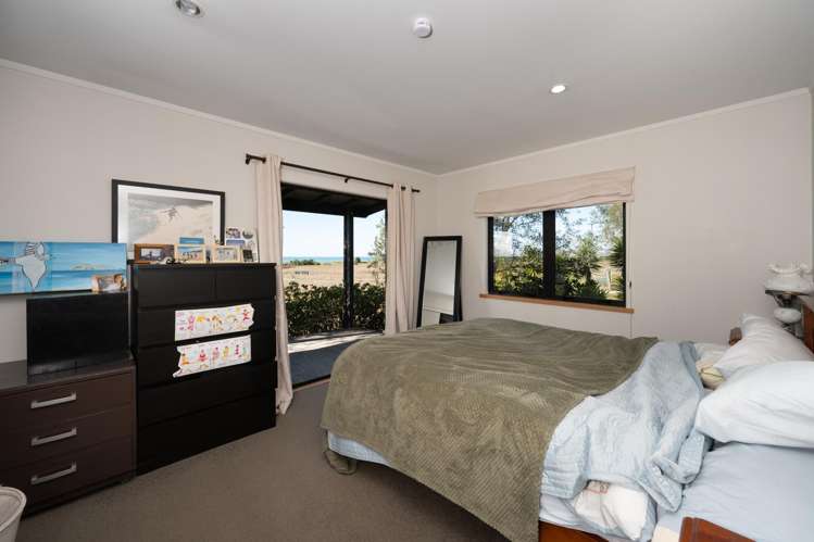 148 Clifton Road Te Awanga_35