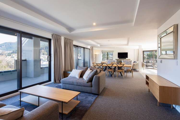 Walter Peak Penthouse/1 Beetham Street_0