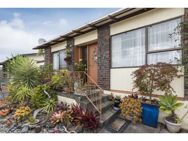 2/86 Roberts Road Te Atatu South_6