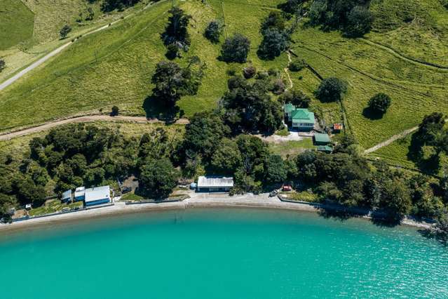 630 Gordons Road Waiheke Island_1