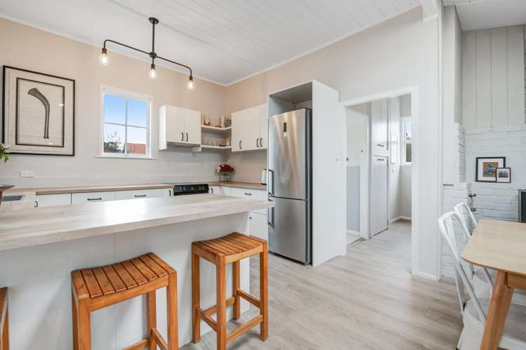 1 Karaka Street Helensville_3