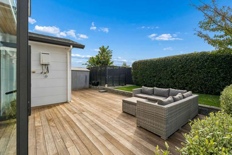 84 Intrepid Crescent Beachlands_28