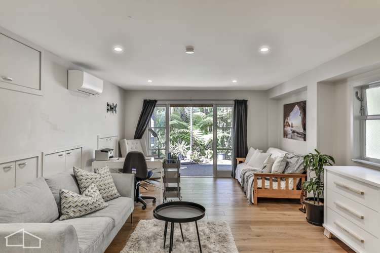 1 Kaurimu Rise Titirangi_17