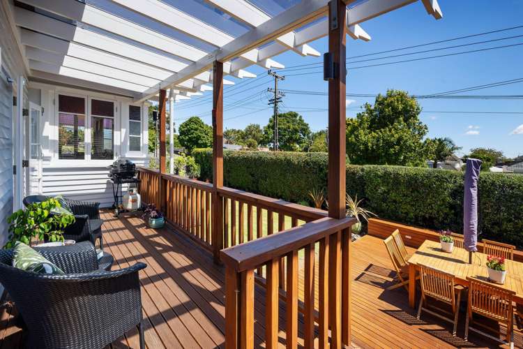 15 Maybeck Road Mount Albert_12