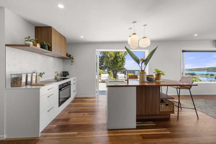 18 Upper Bow Street_5