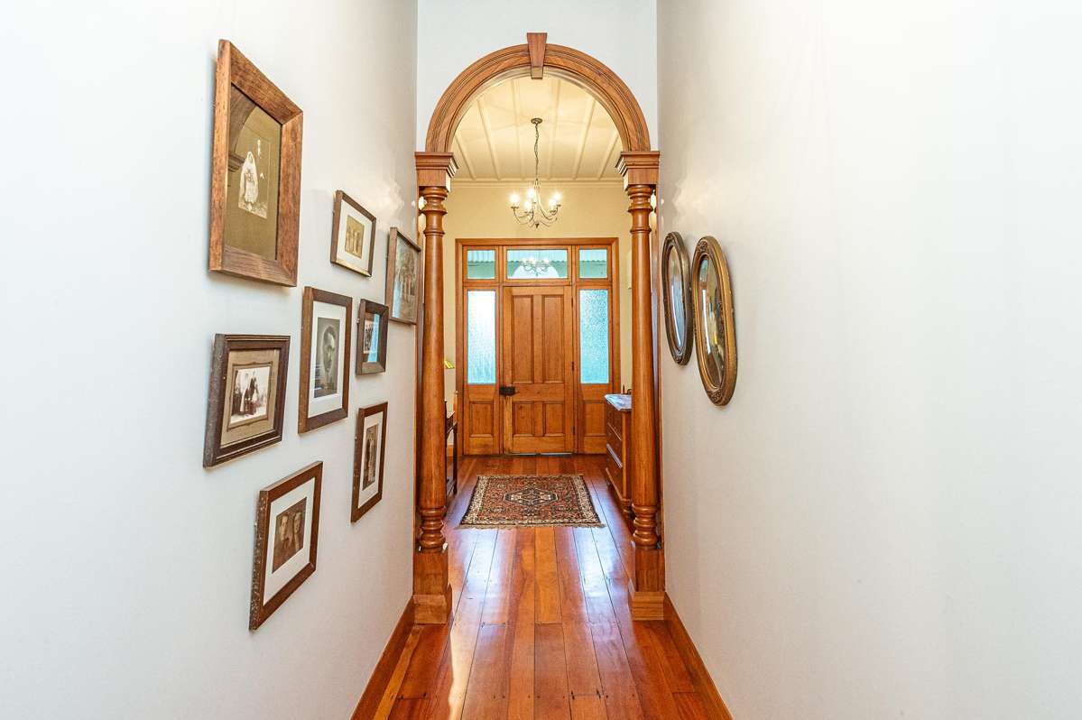 193 Great North Road_5