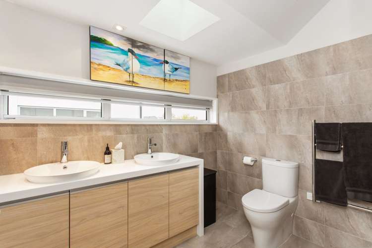 5 Knowles Street Merivale_13