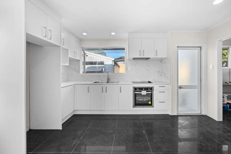 36 Frobisher Way Clendon Park_6