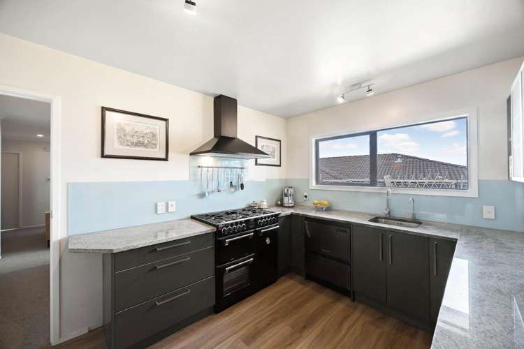 33 Luton Avenue Sunnyhills_10