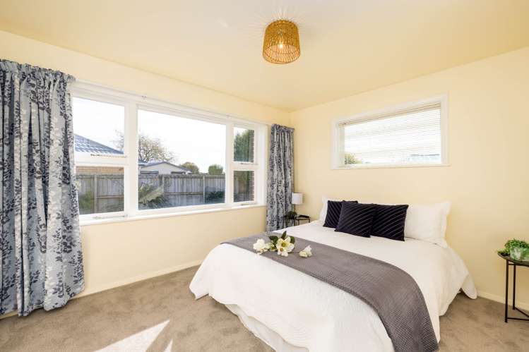 355 Pages Road Aranui_7