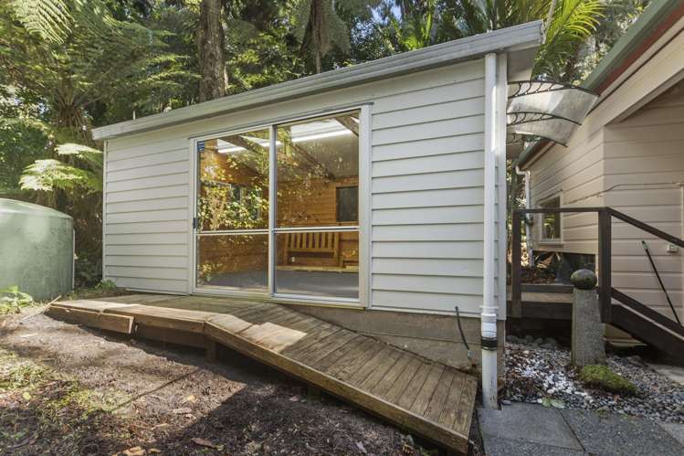 1 Ngaio Road Titirangi_19