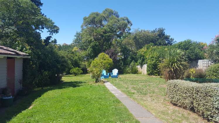 17 Plassey Street Havelock North_9