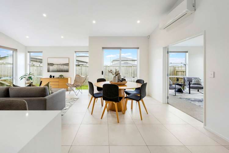 12 Flaxfield Lane Beachlands_6