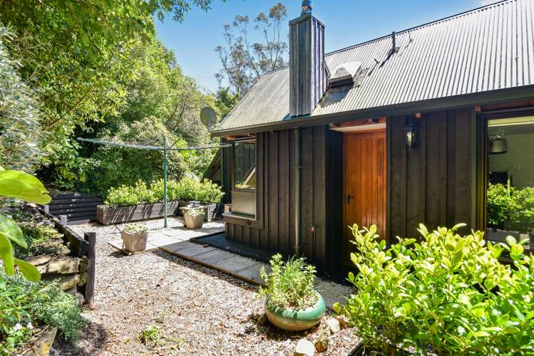 65 Irvine Road The Cove_19