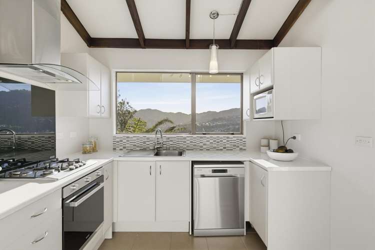 12 Indira Place Khandallah_16