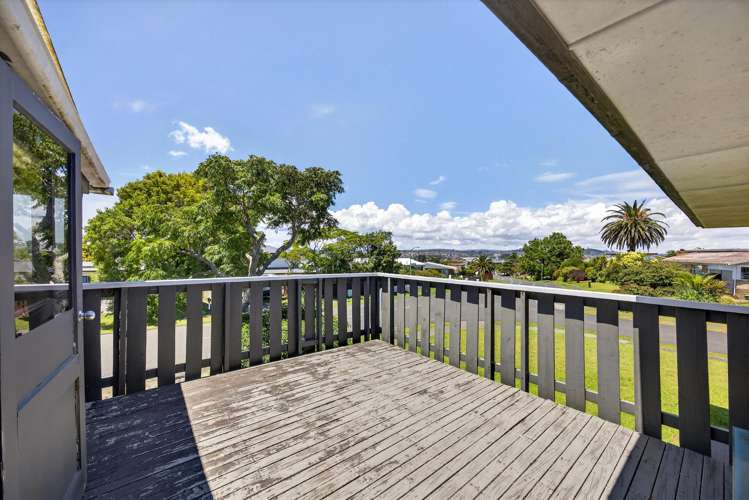 10 Riverhills Avenue Pakuranga Heights_2