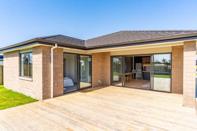 37 Kaurinui Crescent One Tree Point_2