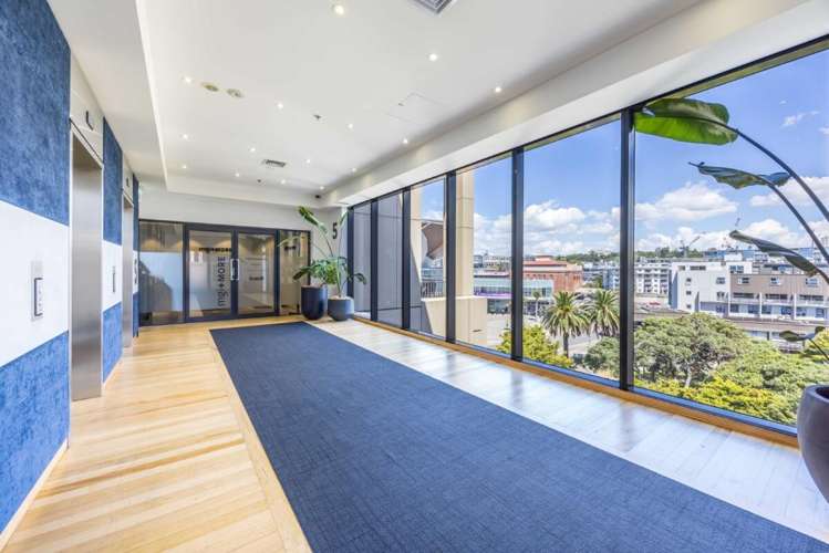 32-34 Mahuhu Crescent City Centre_12