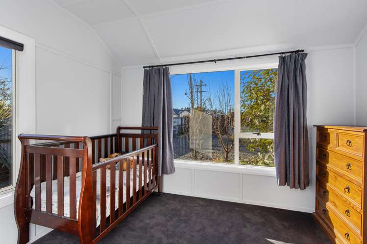 27 Pembertons Road Sefton_20