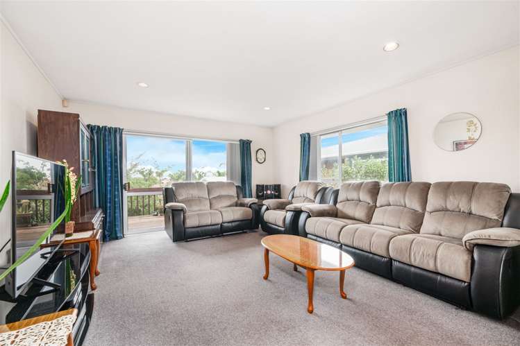 1/25 Tirohunga Drive Henderson_19