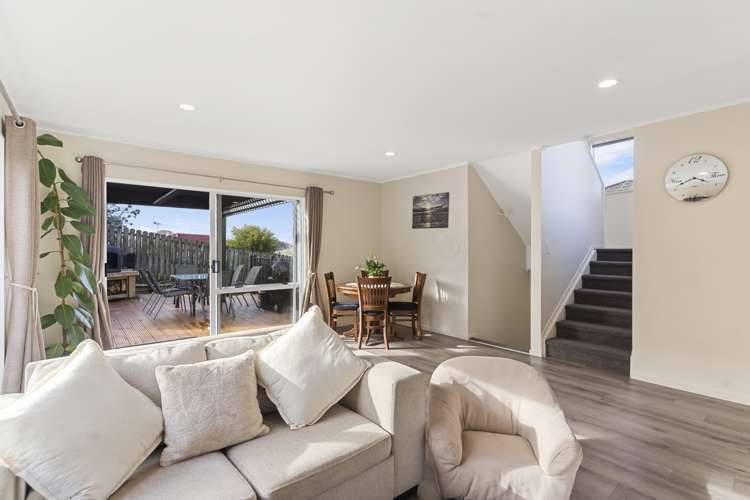 1/17 Kells Place Botany Downs_5