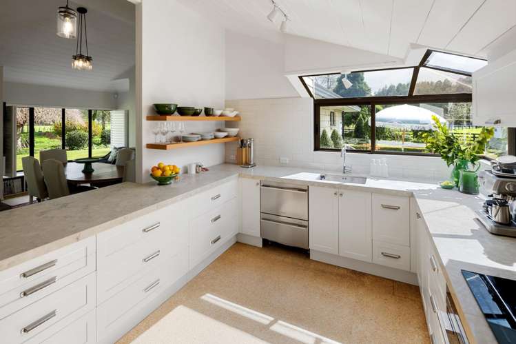 261 Sainsbury Road Puketaha_16