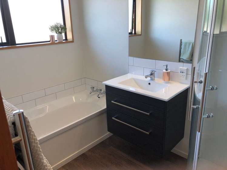 19 Peebles Drive Hei Hei_8