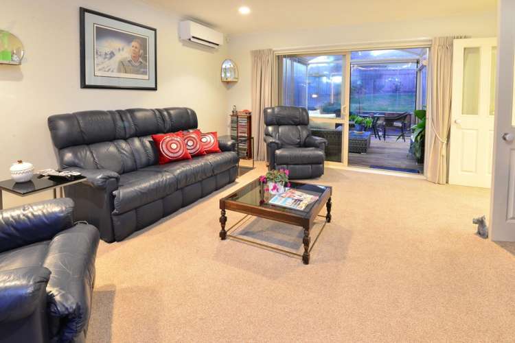 46 Kath Hopper Drive Orewa_11