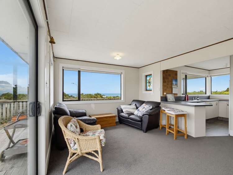 25 & 27 Totara Street Kaka Point_15