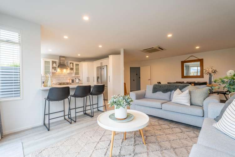 87 Temple Crescent_2