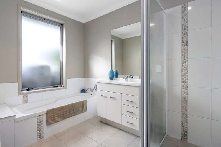 1 Parkland Rise Omokoroa_15