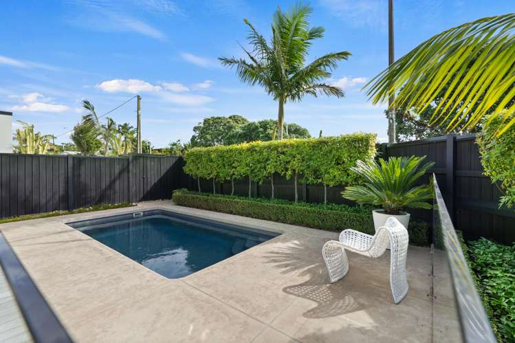 52 Walton Street Red Beach_25